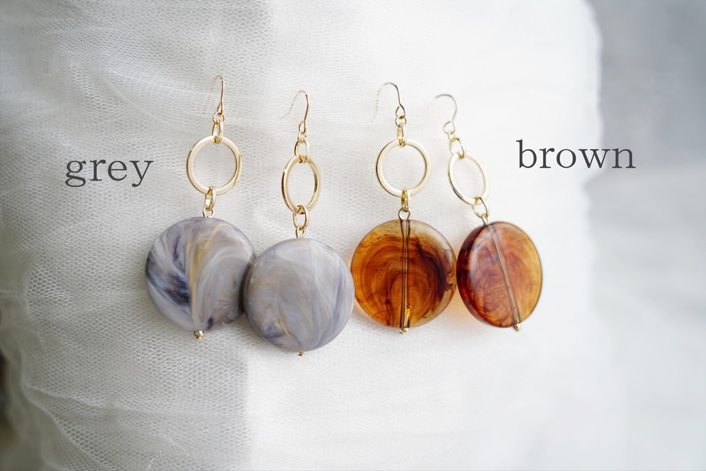 フープとサークルの耳飾り