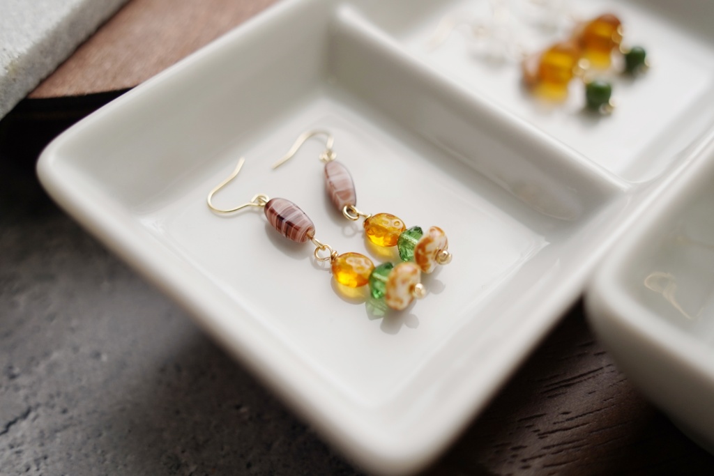 秋色いろいろな耳飾り