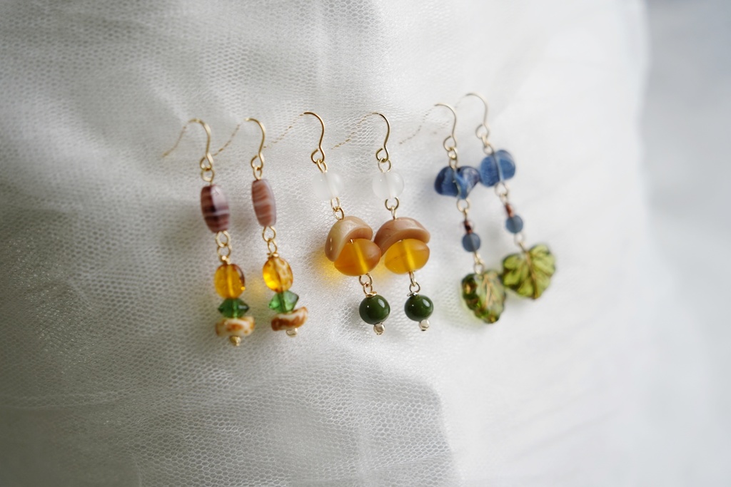 秋色いろいろな耳飾り