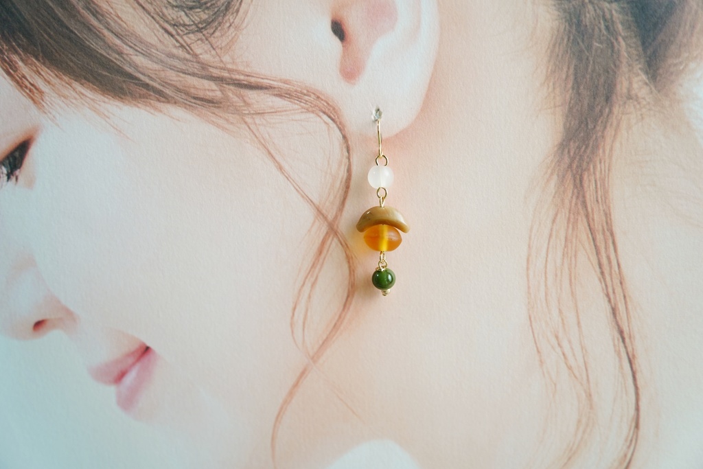 秋色いろいろな耳飾り