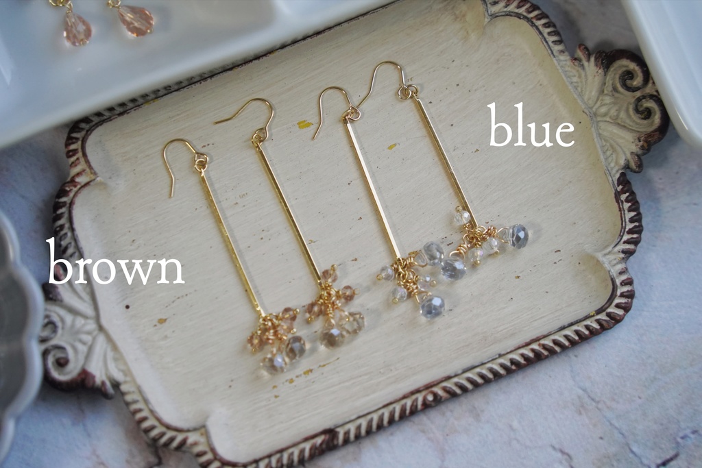 輝く雫カット&ボタンカットの耳飾り