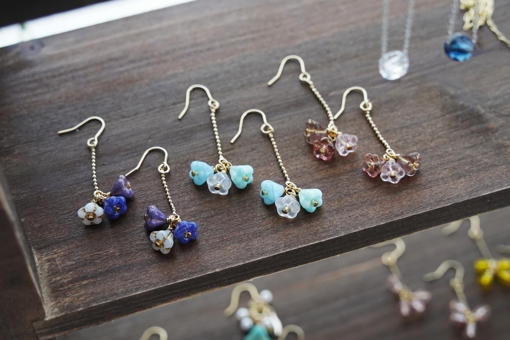Three mix flowerの耳飾り