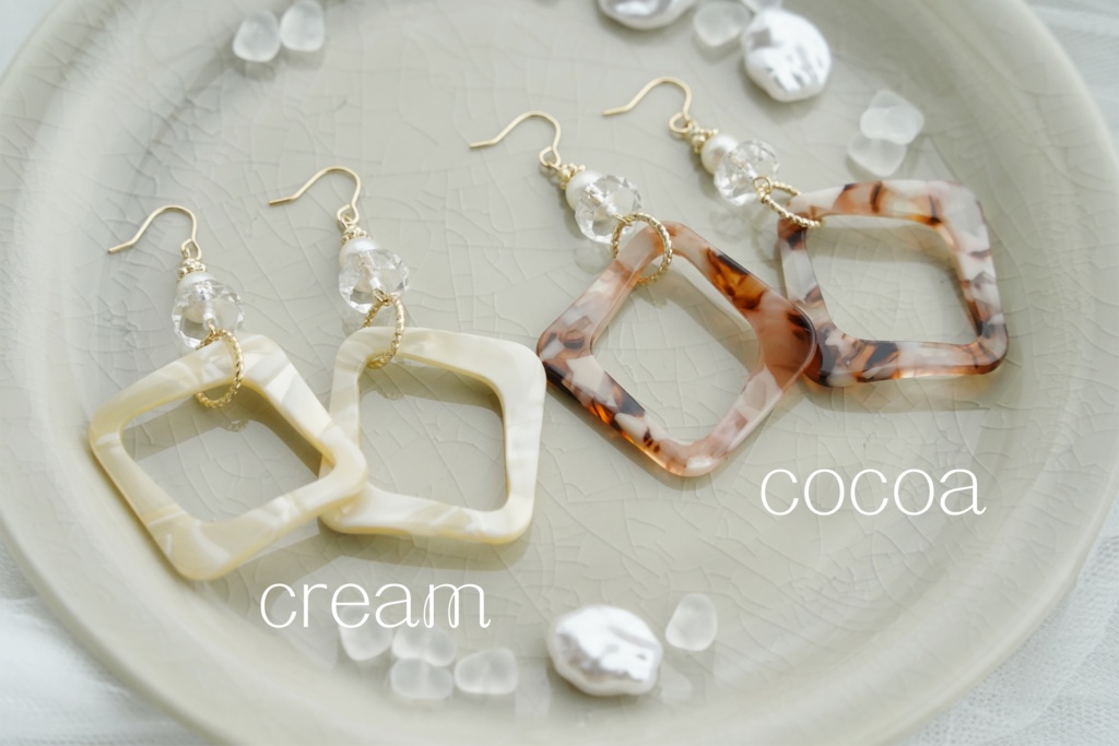 クリーム＆ココアの耳飾り