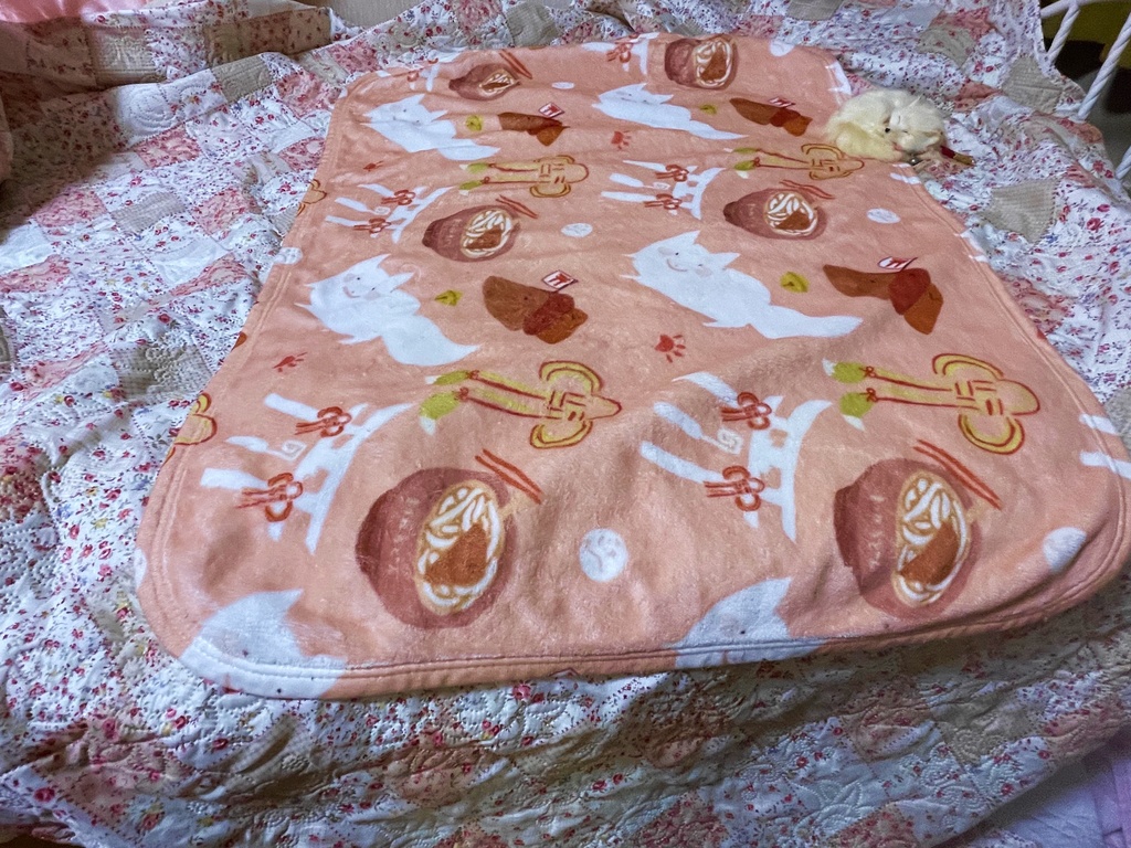 桃色白こんこんさんブランケット