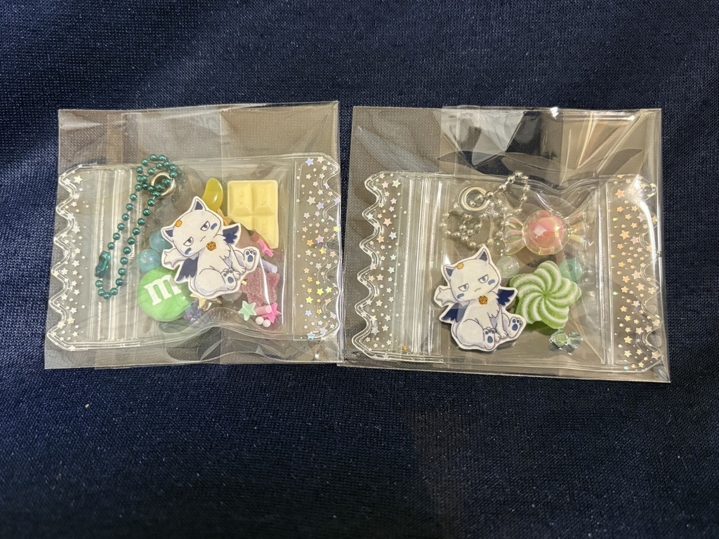 【ホロライブ】推し活キャンディケースキーホルダー