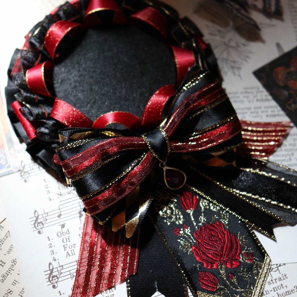 缶バッチロゼット 英雄の薔薇