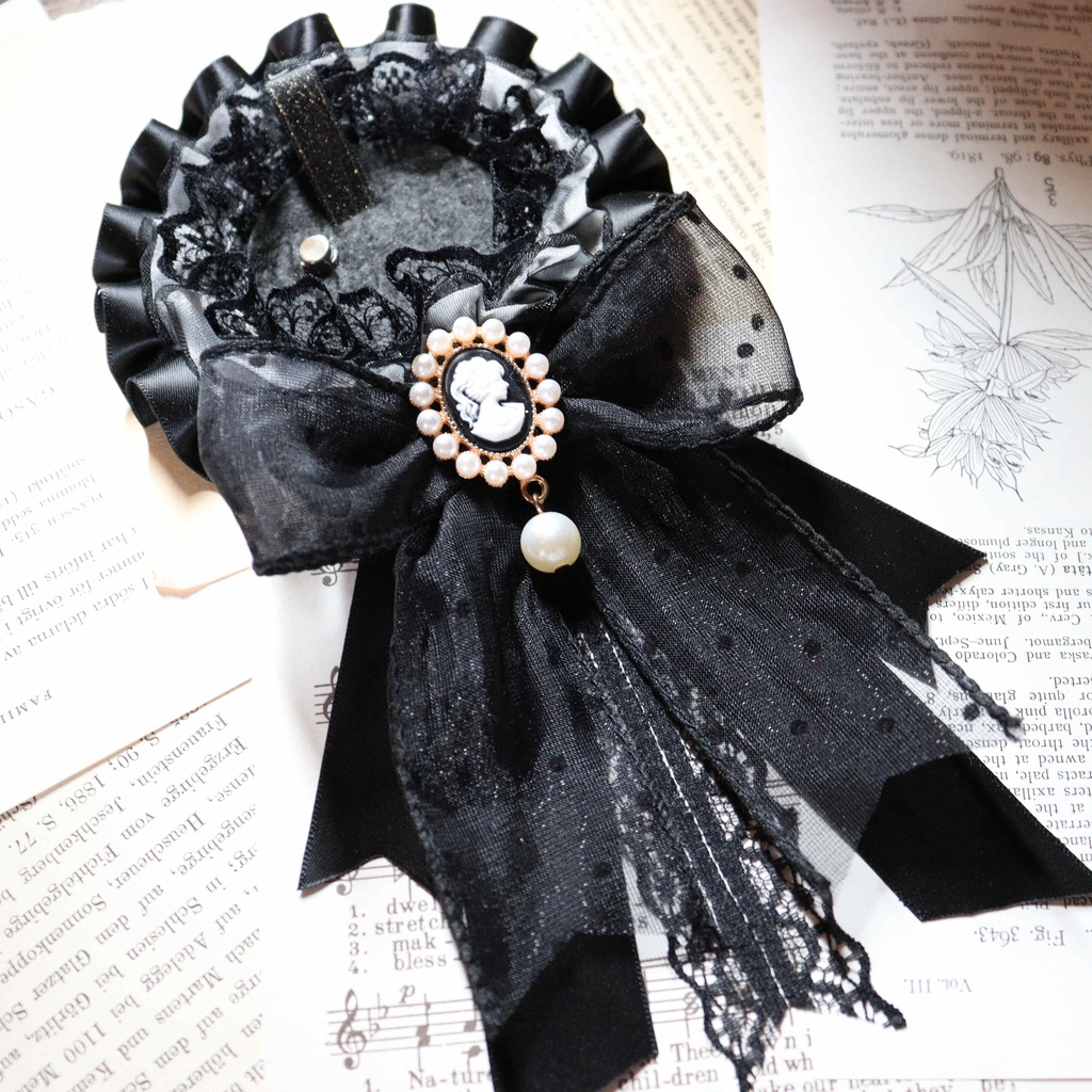 缶バッチロゼット 黒鍵のエチュード