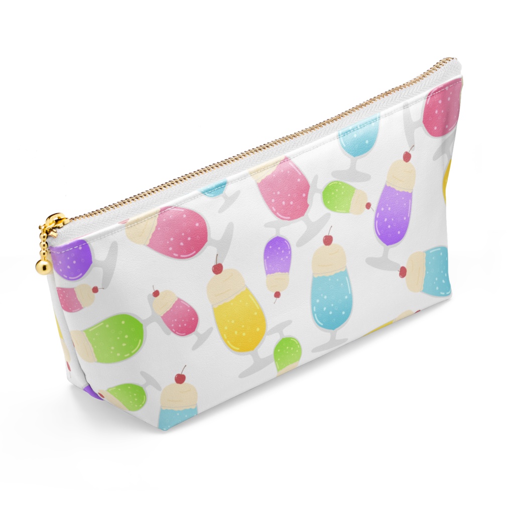 クリームソーダのポーチ