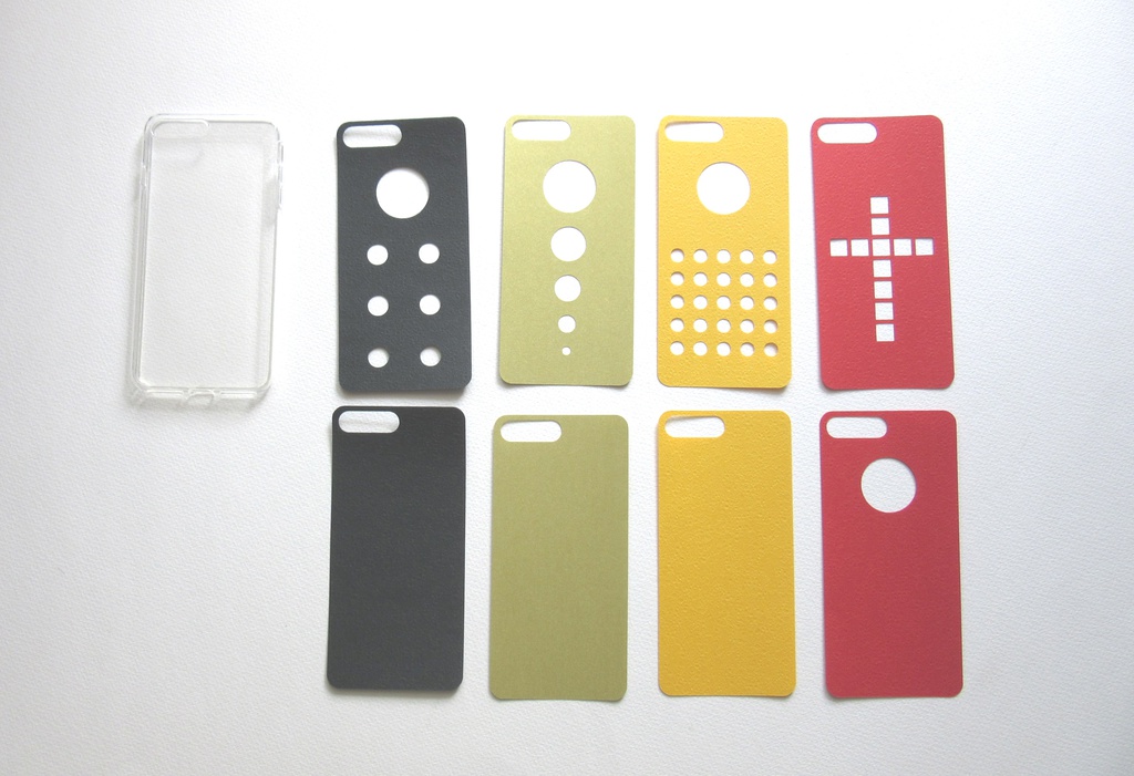 着替えるケース-iPhone7Plus用-0072