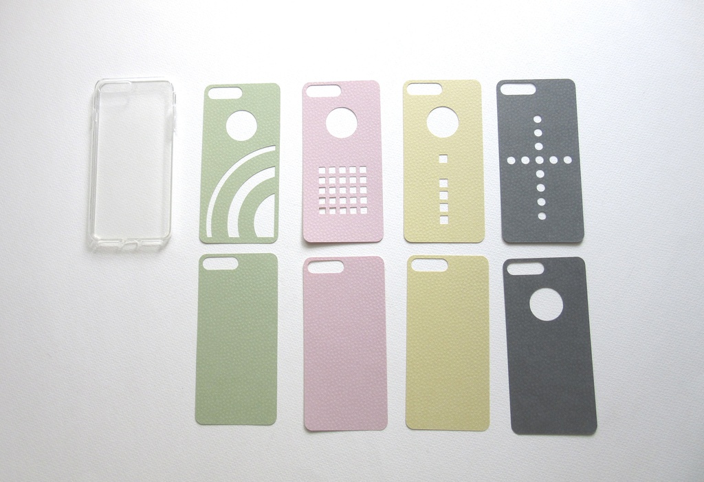 着替えるケース-iPhone7Plus用-0077