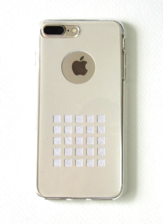 着替えるケース-iPhone7Plus用-