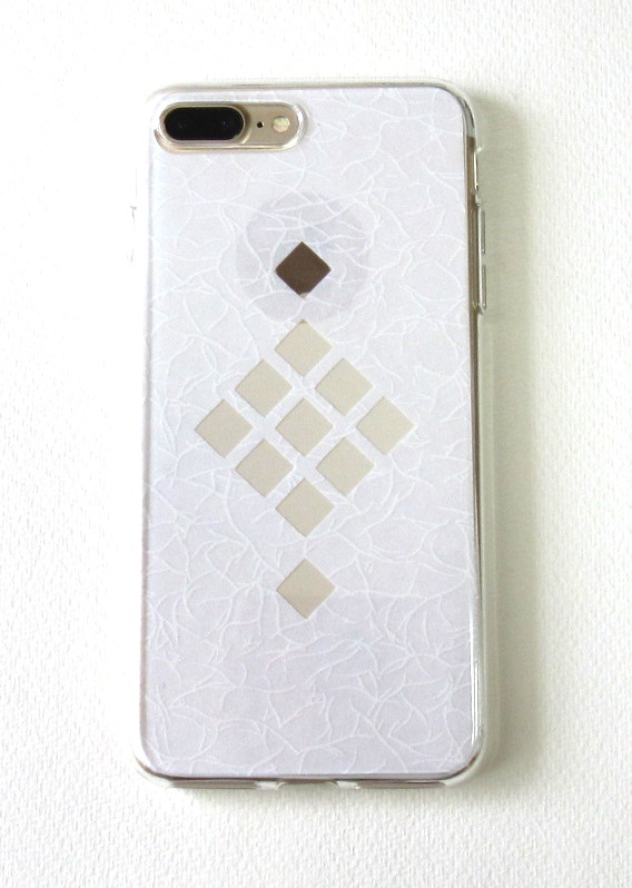 着替えるケース-iPhone7Plus用-