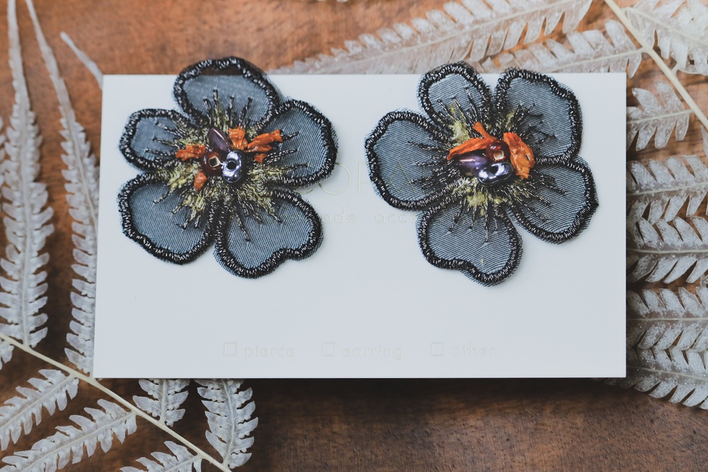 「Day of the Marigold」 image accessory