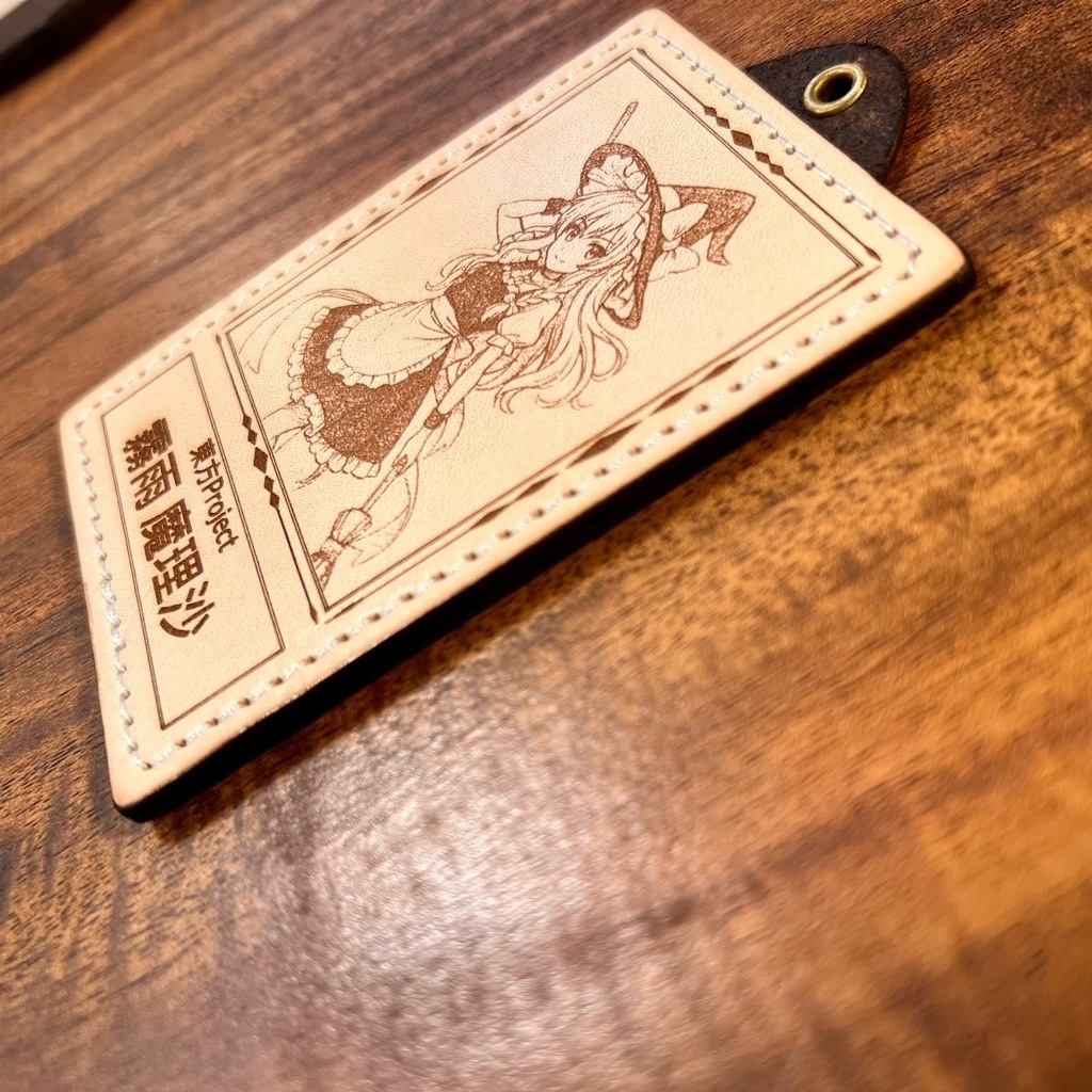 東方Project 霧雨魔理沙のレザーカード&レザースタンド