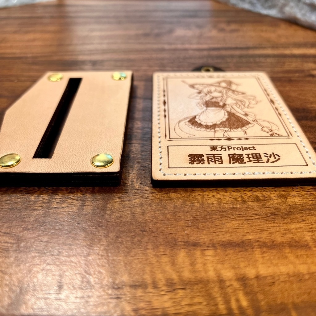 東方Project 霧雨魔理沙のレザーカード&レザースタンド