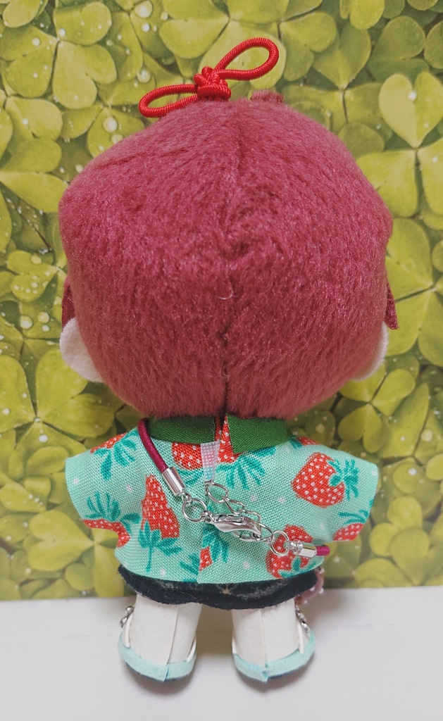 🍓イチゴのポーチ🤍銀色🤍