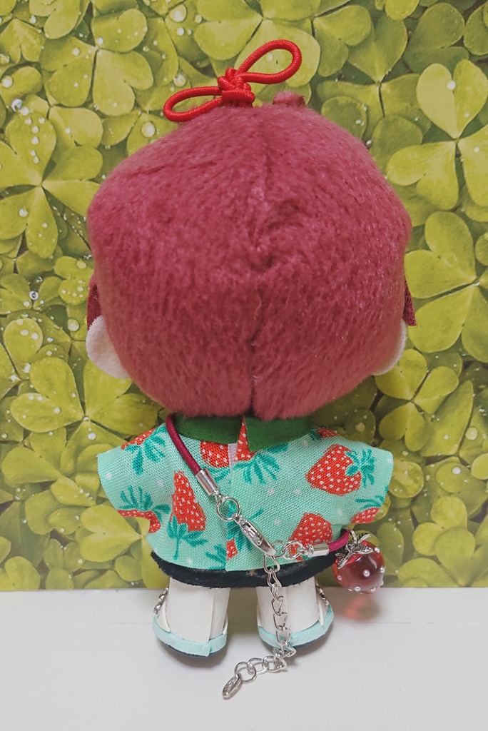 🍓イチゴのポーチ🤍銀色🤍