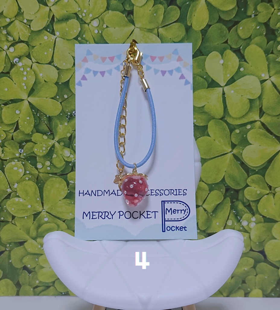 🍓イチゴのポーチ💛金色💛