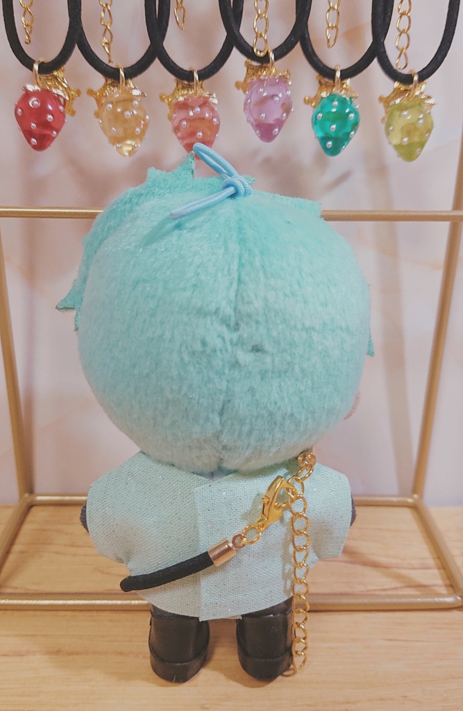 👑王冠とイチゴのポーチ🍓