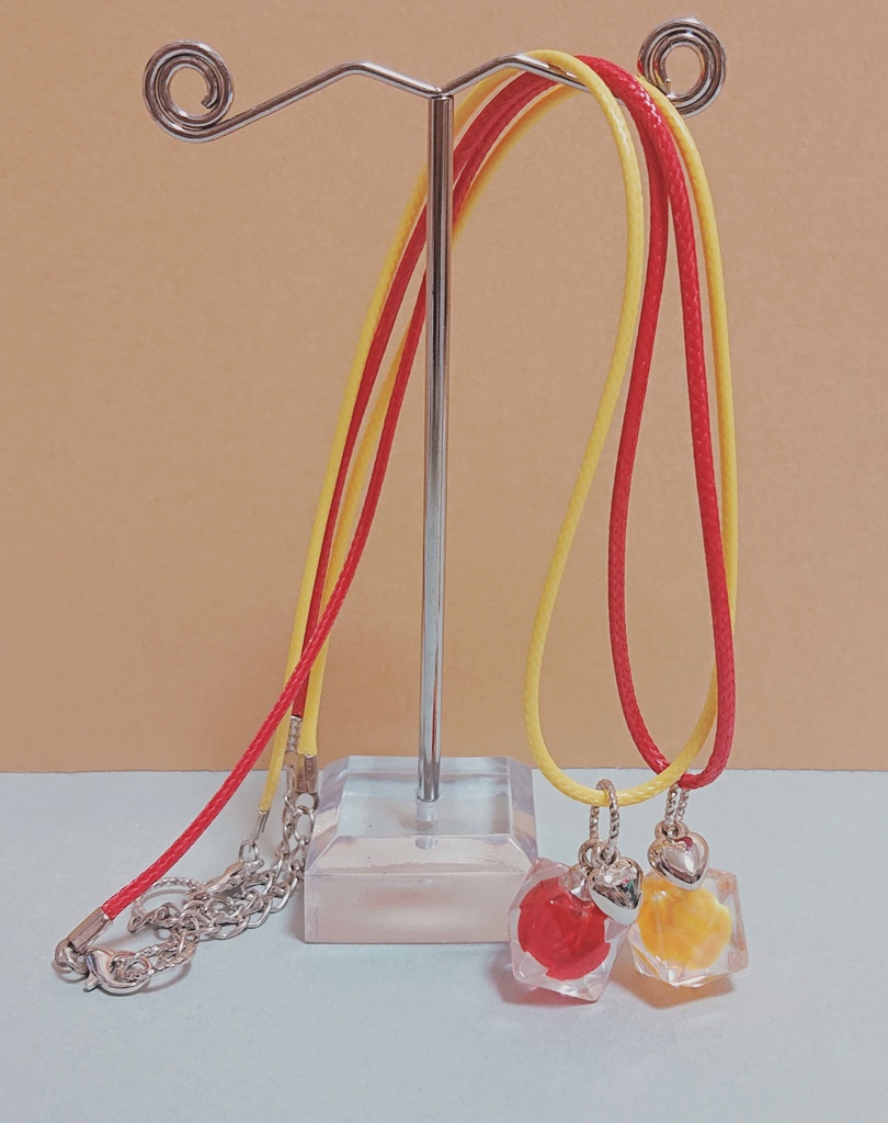 ❤️チョーカーネックレス❤️赤×紐黄