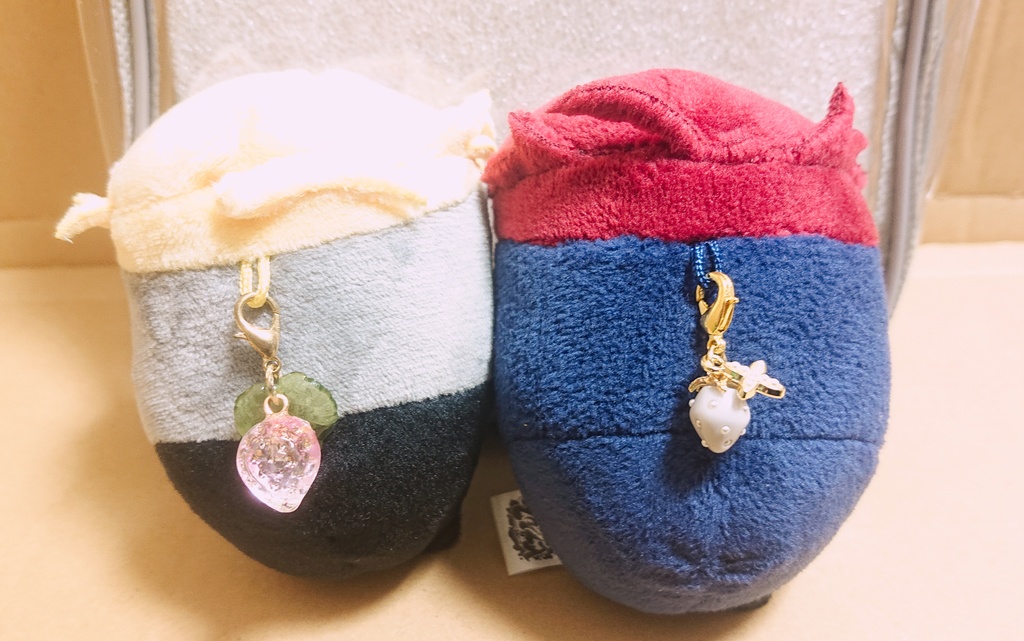 🌑🌑ちっちゃいイチゴ🌑🌑