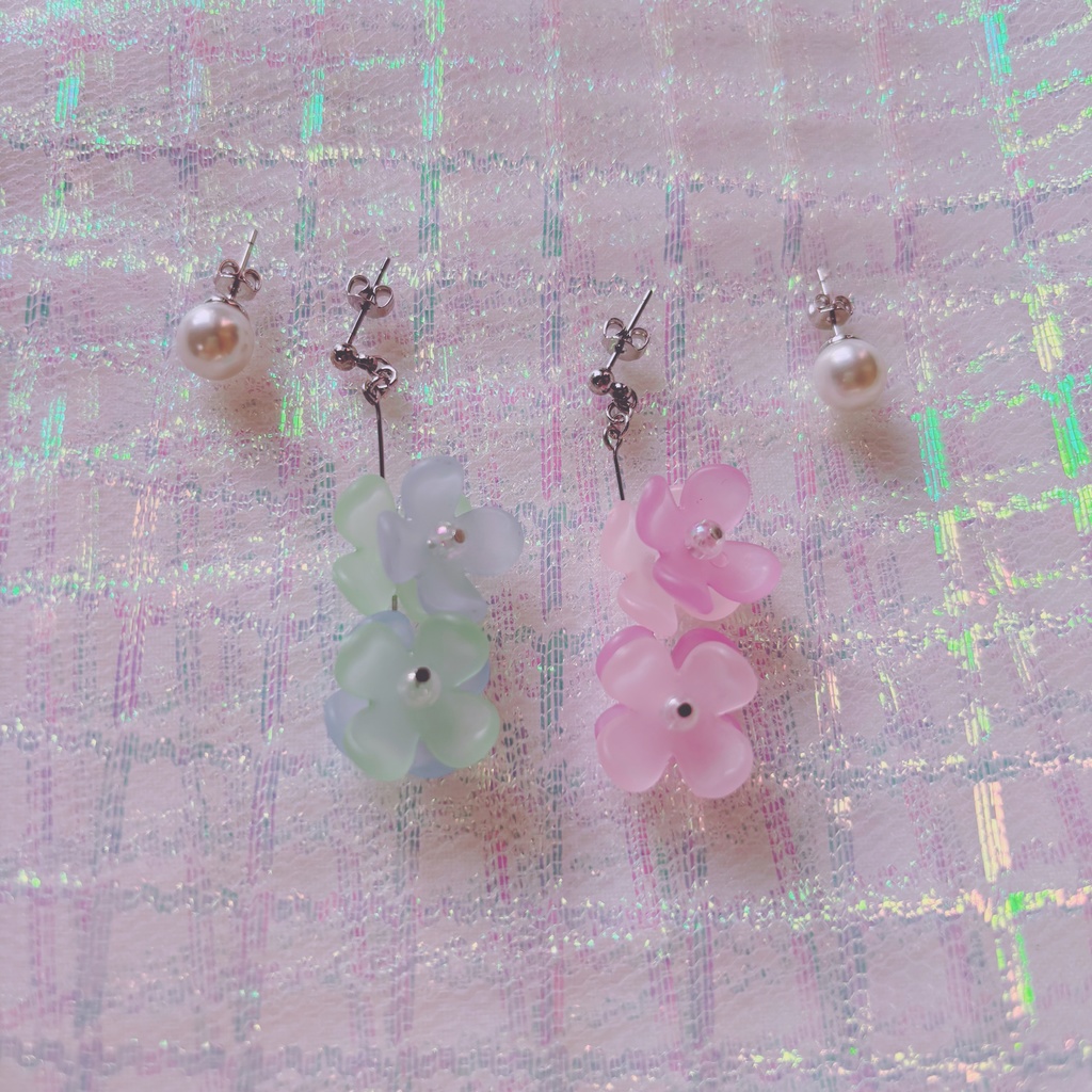 おはなピアス【全2色】