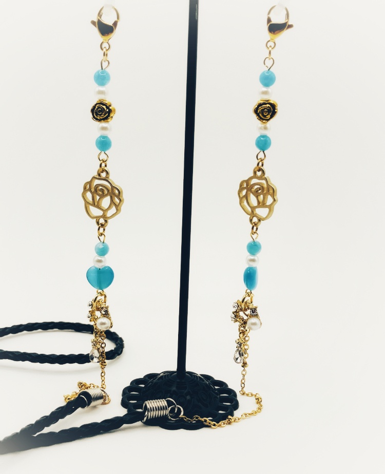 【マスクチェーン】ライトブルー×ゴールド(ニッケルフリー)ハンドメイド商品番号LiB-001