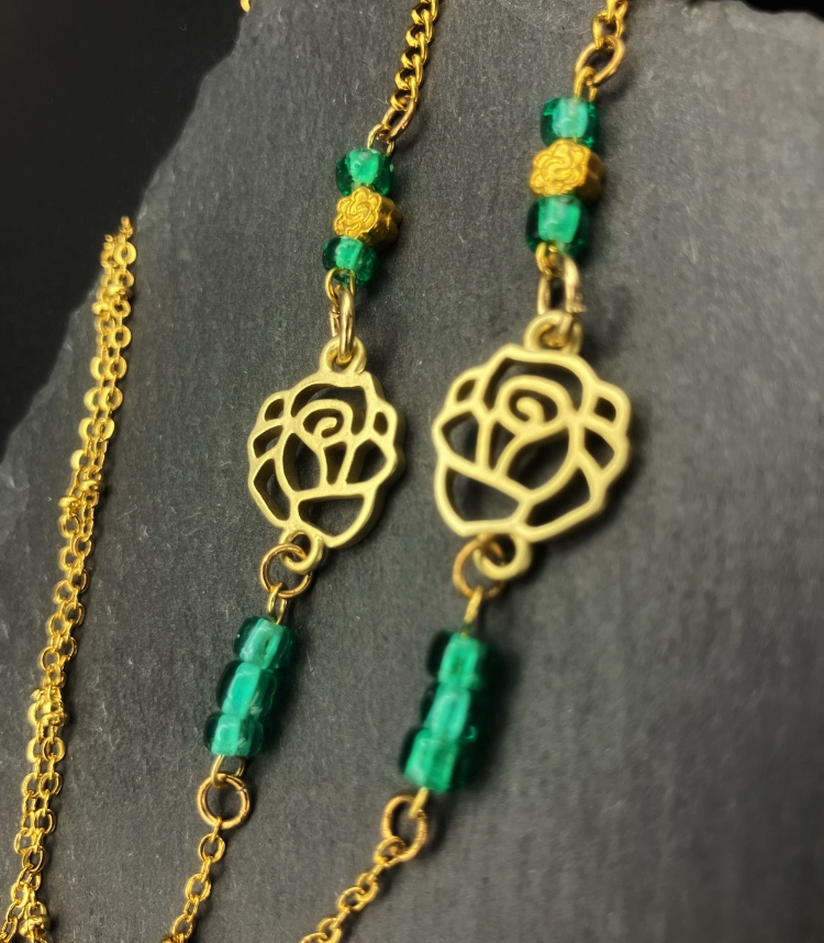 【メガネチェーン】グリーン×ゴールド ニッケルフリー ハンドメイド