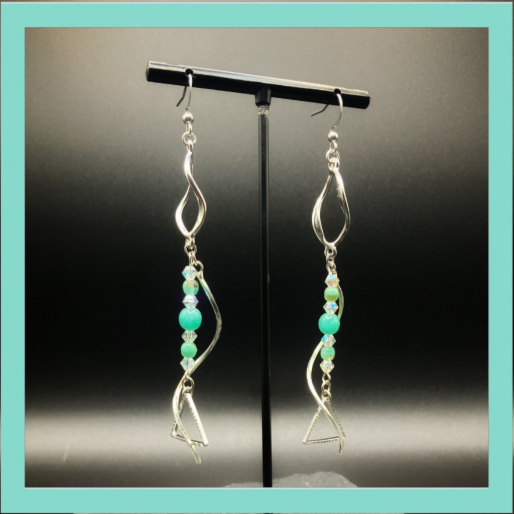 【ピアス イヤリング】ミントグリーン×シルバー
