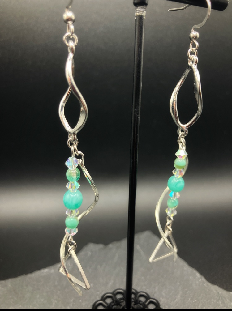 【ピアス イヤリング】ミントグリーン×シルバー