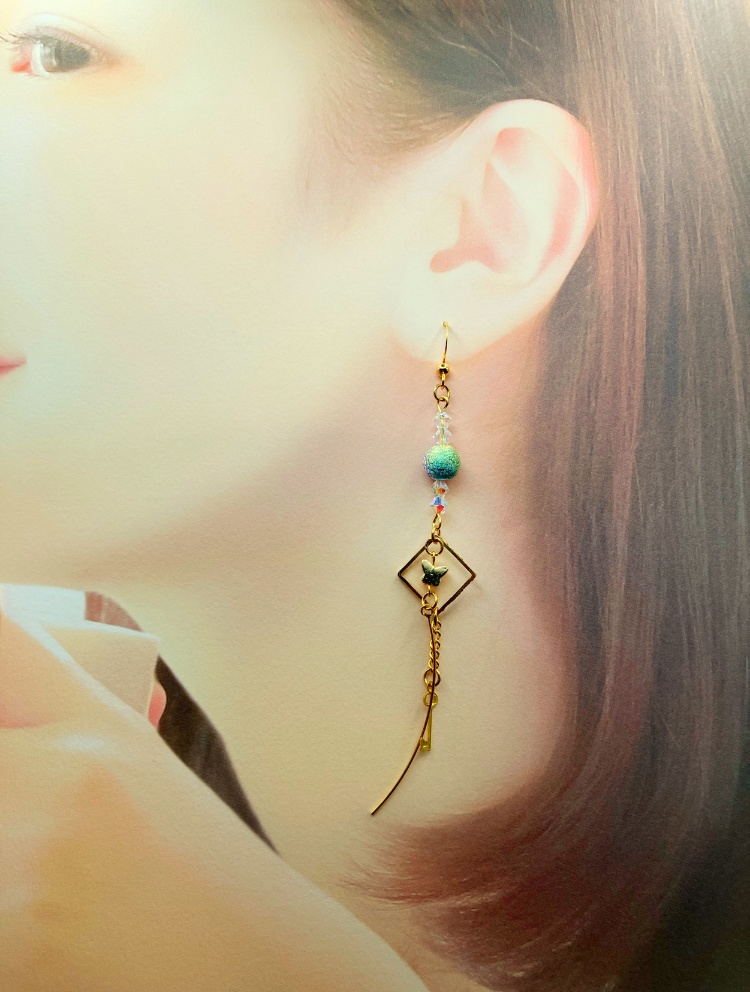 【ピアス イヤリング】ブルー パープル×ゴールド ハンドメイド サージカルステンレス