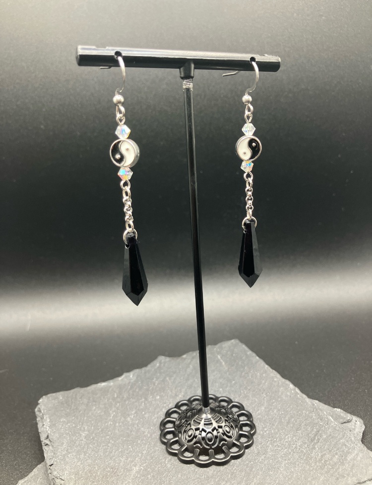 【ピアス イヤリング】ブラック×シルバー ハンドメイド サージカルステンレス