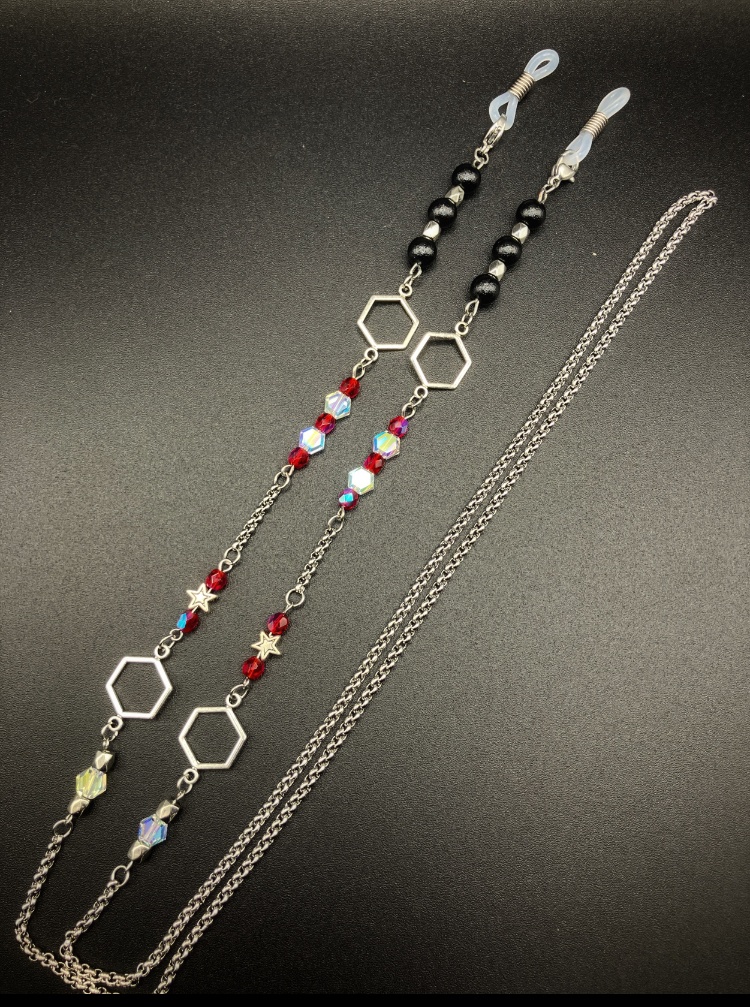 【メガネチェーン】レッド×シルバー (ニッケルフリー)ハンドメイド