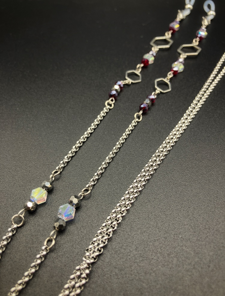 【メガネチェーン】レッド×シルバー (ニッケルフリー)ハンドメイド