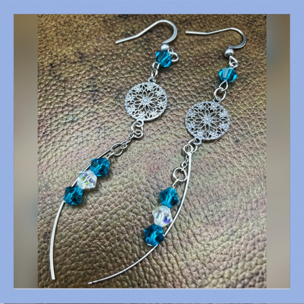 【ピアス イヤリング】ブルー×シルバー ハンドメイド ニッケルフリー