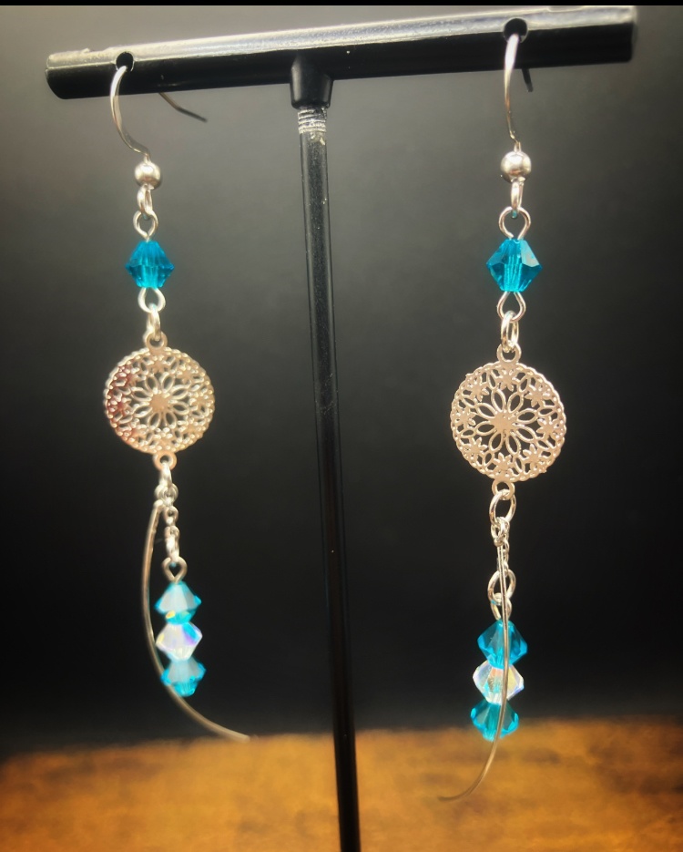 【ピアス イヤリング】ブルー×シルバー ハンドメイド ニッケルフリー