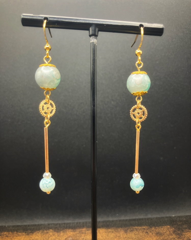 【ピアス イヤリング】ライトブルー×ゴールド ハンドメイド ニッケルフリー