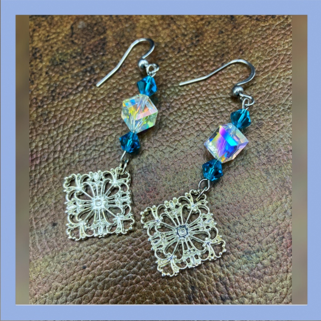 【ピアス イヤリング】ブルー×シルバー ハンドメイド ニッケルフリー