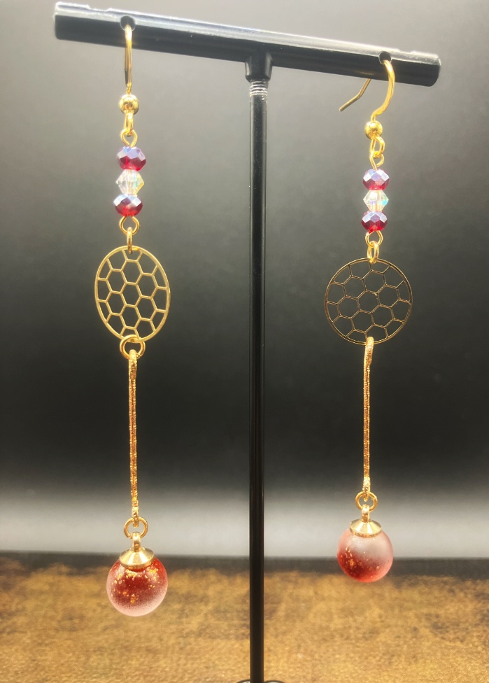 【ピアス イヤリング】レッド×ゴールド ハンドメイド ニッケルフリー