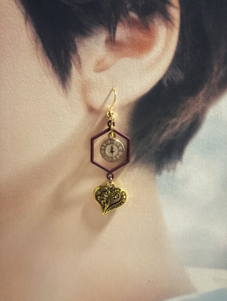 【ピアス イヤリング】レッド×ゴールド ハンドメイド ニッケルフリー