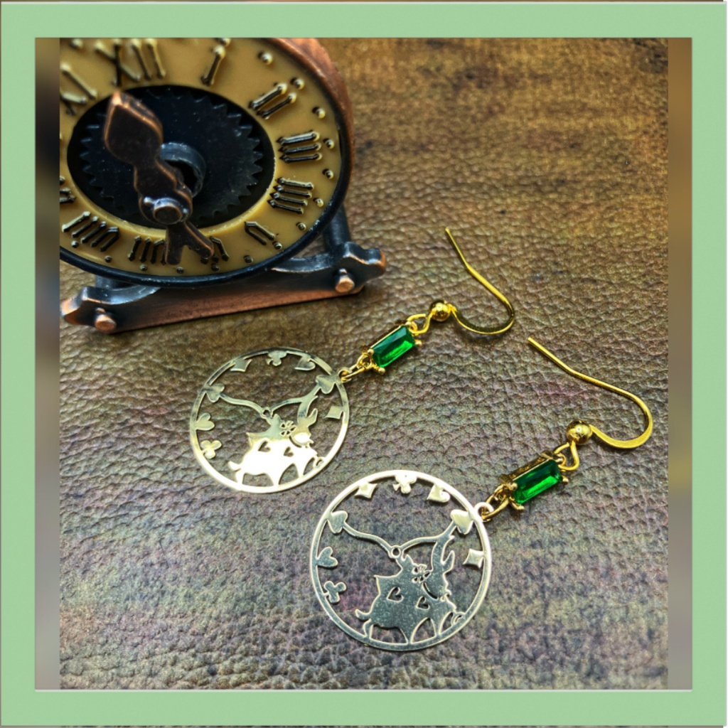 【ピアス イヤリング】グリーン×ゴールド　ハンドメイド　ニッケルフリー