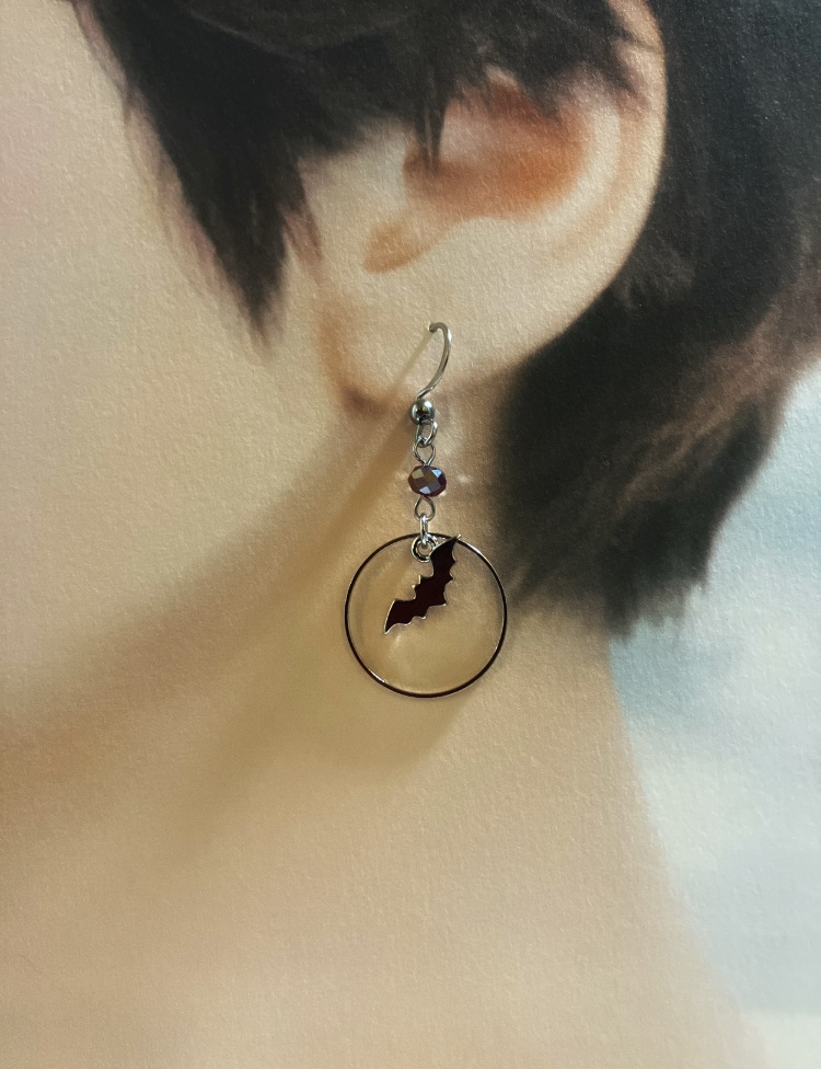 【ピアス イヤリング】レッド×シルバー ハンドメイド ニッケルフリー