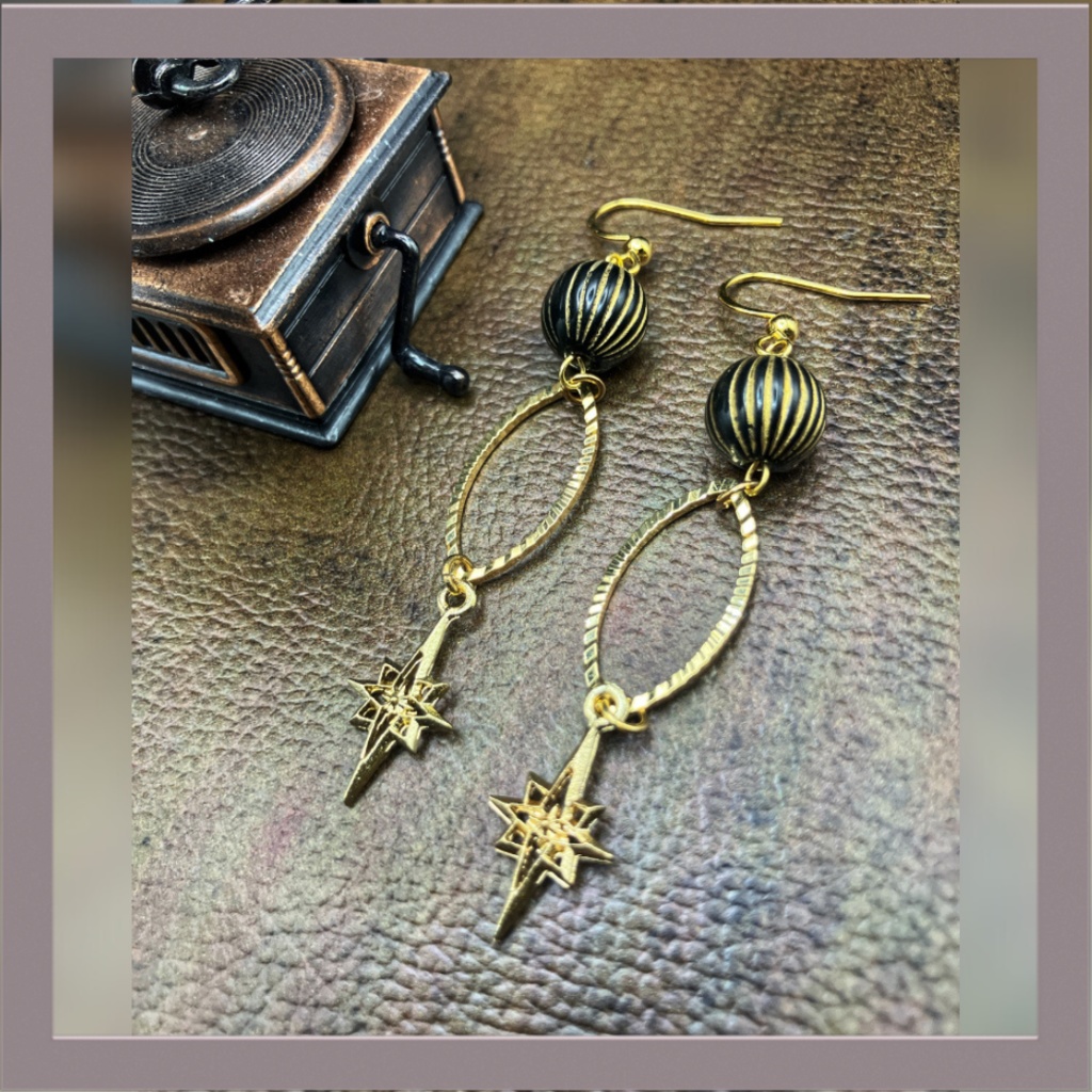【ピアス イヤリング】ブラック×ゴールド ハンドメイド ニッケルフリー