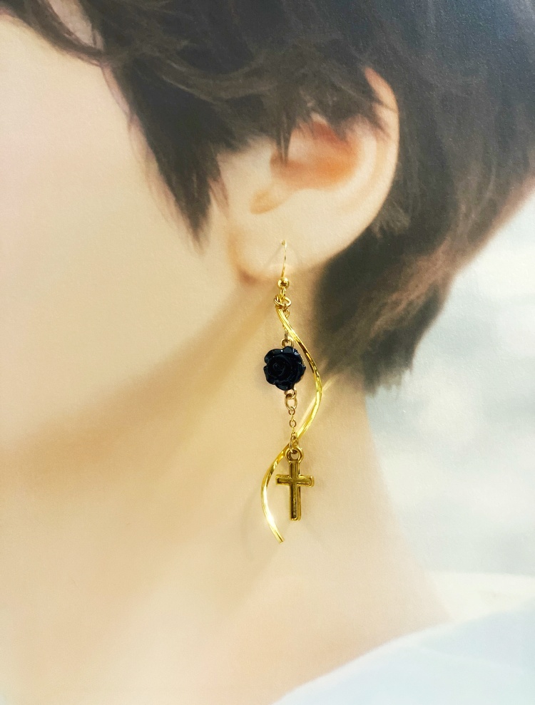 【ピアス イヤリング】ブラック×ゴールド ハンドメイド ニッケルフリー