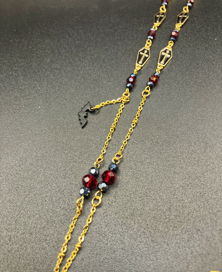 【メガネチェーン】レッド×ゴールド (ニッケルフリー)ハンドメイド