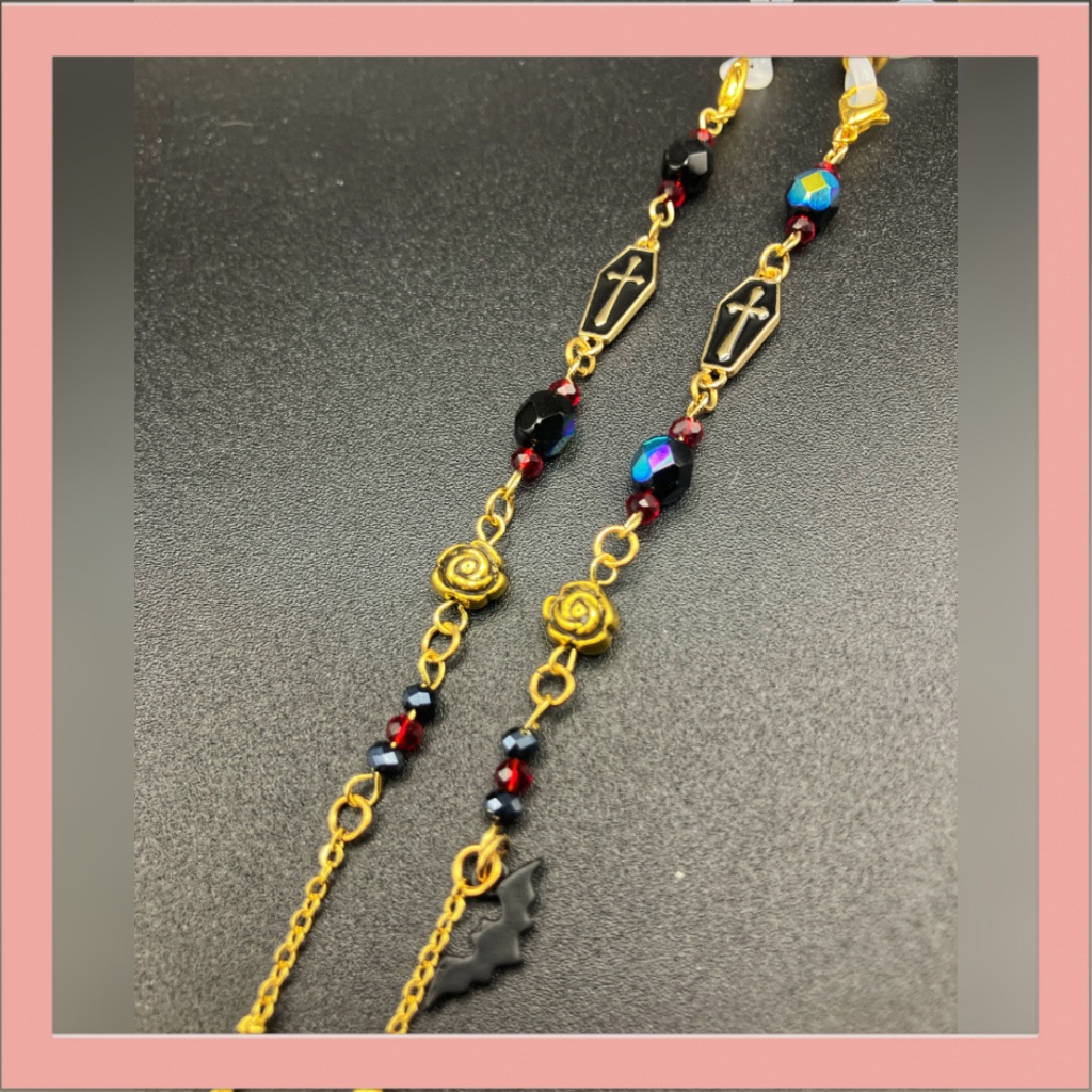 【メガネチェーン】レッド×ゴールド (ニッケルフリー)ハンドメイド