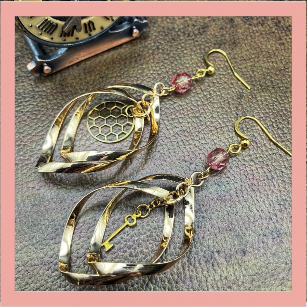 【ピアス イヤリング】ピンク×ゴールド ハンドメイド ニッケルフリー
