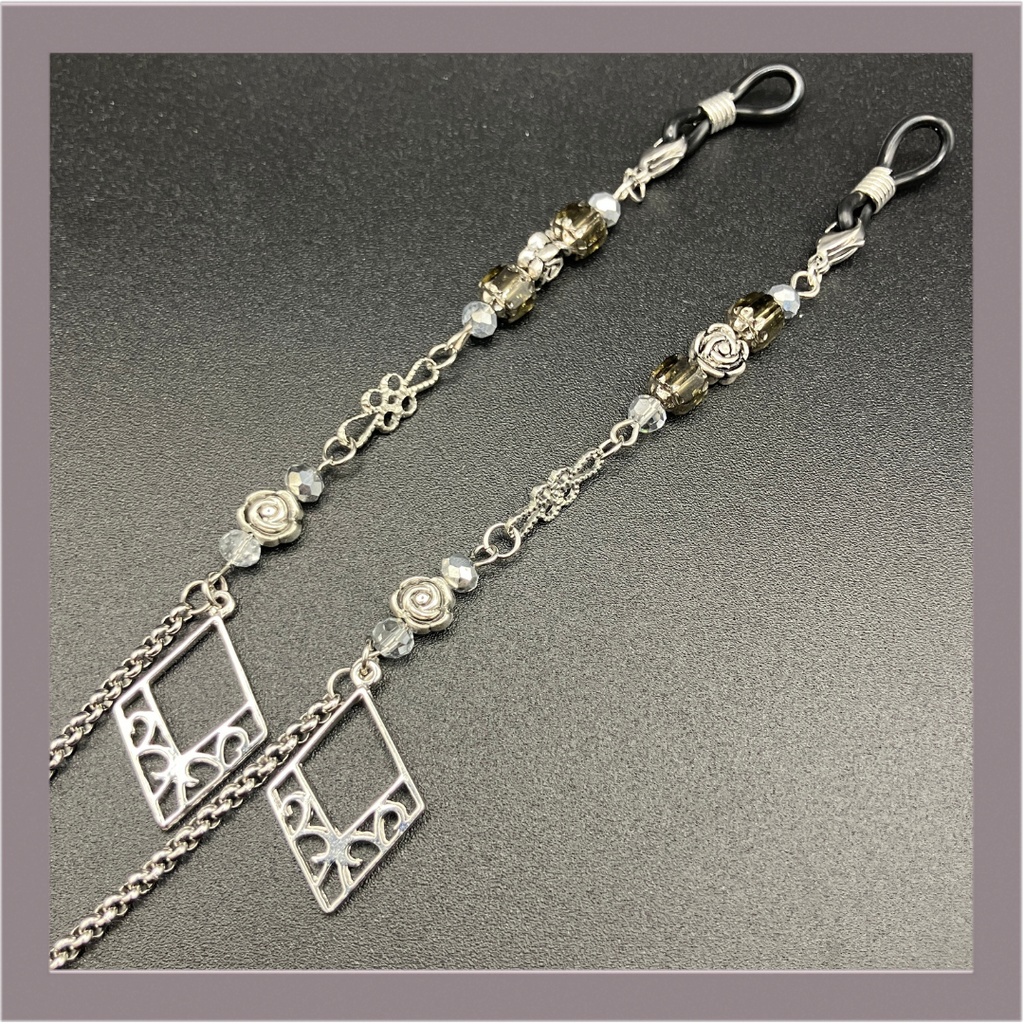 【メガネチェーン】ブラック×シルバー (ニッケルフリー)ハンドメイド