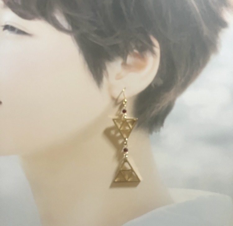 【ピアス イヤリング】レッド×ゴールド ハンドメイド ニッケルフリー