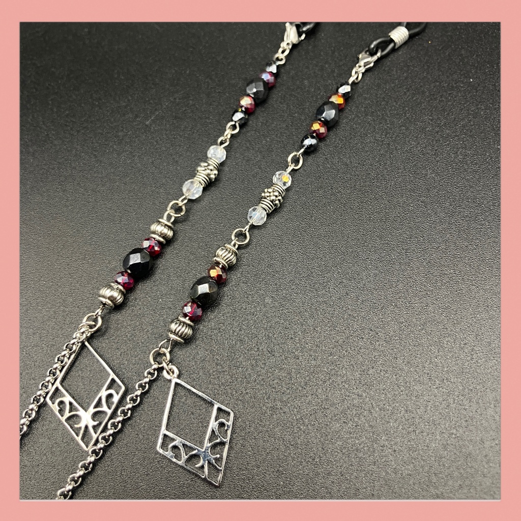 【メガネチェーン】レッド×シルバー (ニッケルフリー)ハンドメイド